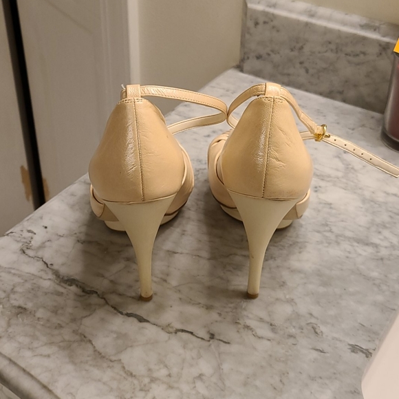 Shoes - Picture 2 of 3